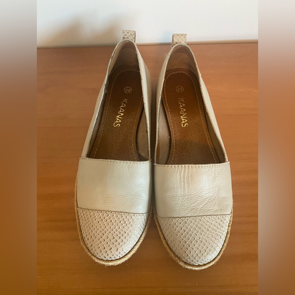 - Kaanas Espadrille -